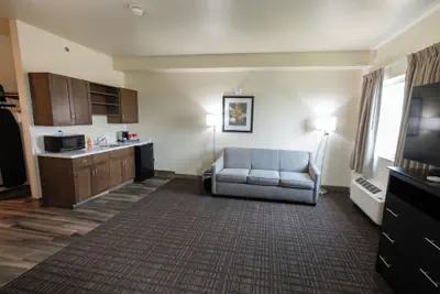 Photo 4 - Cobblestone Inn & Suites - Sheldon