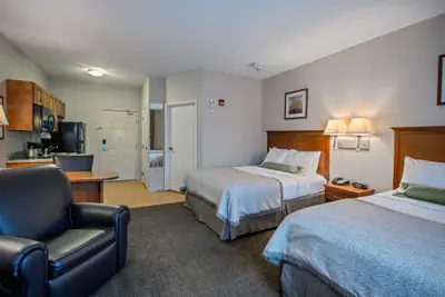 Photo 5 - Candlewood Suites Perrysburg by IHG