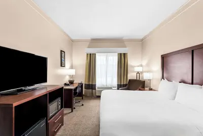 Photo 5 - Comfort Inn & Suites Heath - Newark South