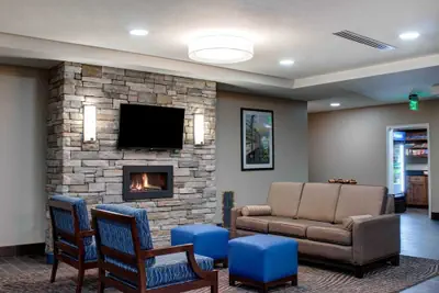 Photo 2 - Comfort Inn & Suites Caldwell