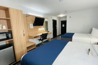 Photo 3 - Microtel Inn & Suites by Wyndham Tuscaloosa East