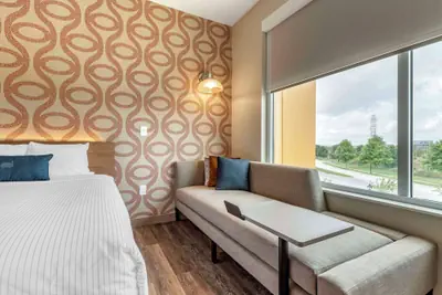 Photo 3 - DoubleTree by Hilton Greenville Woodruff Road