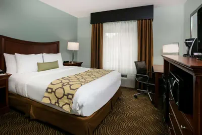 Photo 5 - Baymont Inn & Suites by Wyndham Braselton