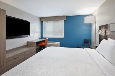 Photo 3 - Holiday Inn Express Tuscola by IHG