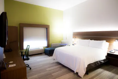 Photo 5 - Holiday Inn Express Hotel and Suites Statesville by IHG