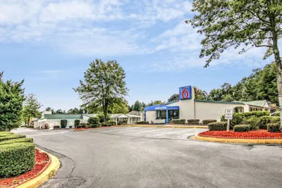 Photo 2 - Motel 6 Union City, GA - Atlanta Airport