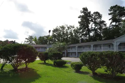 Photo 4 - Travelodge by Wyndham Walterboro
