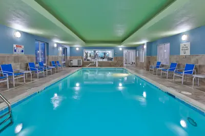 Photo 3 - Holiday Inn Express & Suites Dayton South Franklin by IHG