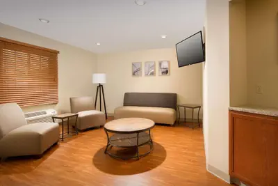 Photo 2 - WoodSpring Suites Chicago Romeoville