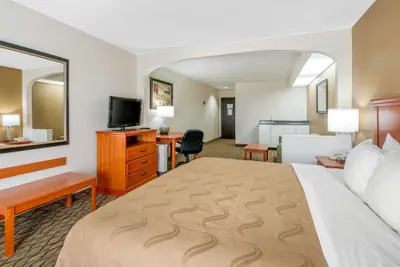 Photo 2 - Quality Inn & Suites Jefferson City