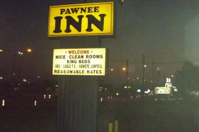 Photo 3 - Pawnee Inn