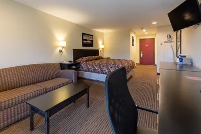 Photo 5 - Rabbit Ears Motel