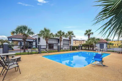 Photo 2 - Baymont by Wyndham Mobile/Tillmans Corner