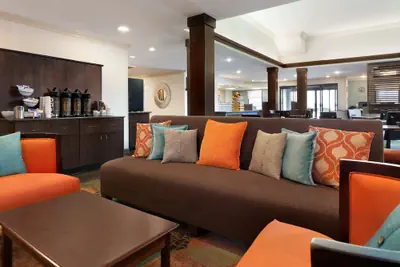 Photo 2 - Spark by Hilton Spring Lake Fayetteville