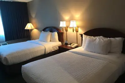Photo 5 - The Marx Hotel