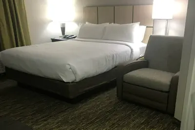 Photo 5 - Candlewood Suites Kansas City - Independence by IHG