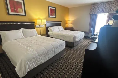Photo 5 - Lexington Inn and Suites