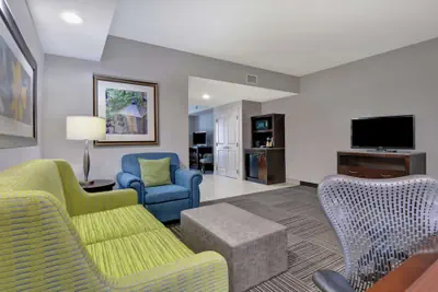 Photo 5 - Hilton Garden Inn Fayettevile