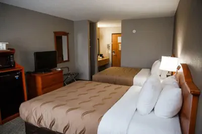 Photo 5 - Quality Inn Burlington near Hwy 34
