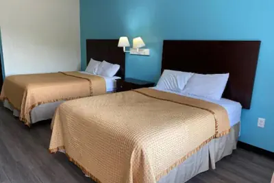 Photo 5 - Havelock Inn & Suites