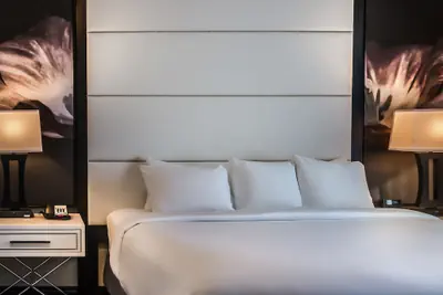 Photo 5 - TRYP by Wyndham Savannah Downtown/Historic District
