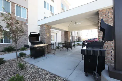 Photo 2 - Candlewood Suites Columbia East by IHG