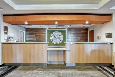Photo 3 - Fairfield Inn & Suites by Marriott Woodbridge