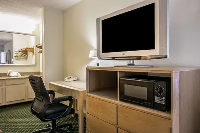 Photo 5 - Quality Inn Sumter