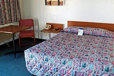 Photo 2 - Rodeway Inn Fort Smith I-40