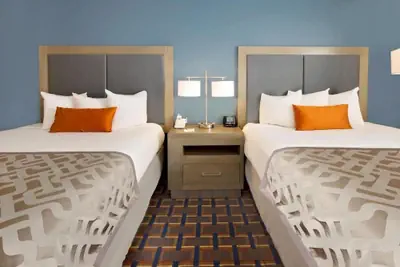 Photo 5 - Comfort Inn & Suites Arlington Heights - Schaumburg