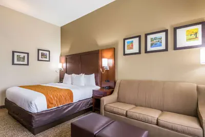 Photo 5 - Comfort Inn & Suites Dayton North
