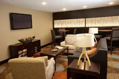 Photo 2 - Staybridge Suites Florence - Civic Center by IHG