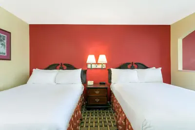 Photo 2 - Americas Best Value Inn & Suites Sumter