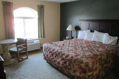 Photo 2 - Delux Inn & Suites