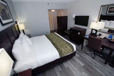 Photo 5 - Best Western Paramus Hotel & Suites