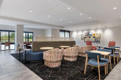 Photo 5 - Home2 Suites By Hilton Ames