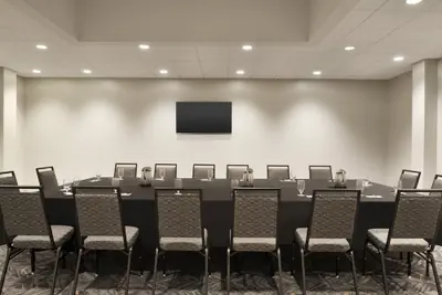 Photo 5 - Holiday Inn Bloomington - Normal by IHG