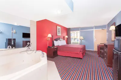 Photo 5 - Days Inn by Wyndham Albany