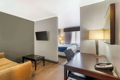 Photo 5 - Best Western Plus Olathe Hotel