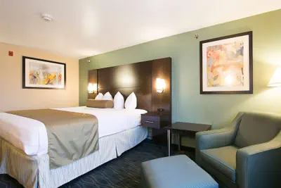 Photo 5 - Baymont by Wyndham Marion, OH