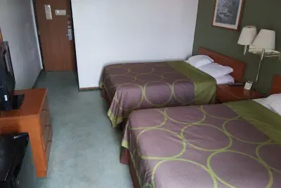 Photo 4 - Capital O Amerihost Inn and Suites Kingdom City Hwy 54 MO