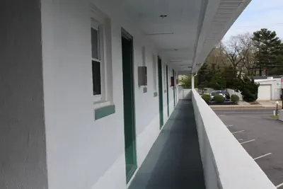 Photo 3 - Budget Inn Motel Suites