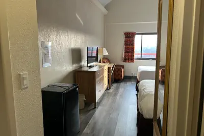 Photo 3 - Hilltop Inn & Suites