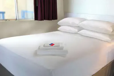 Photo 5 - Americas Best Value Inn Moline