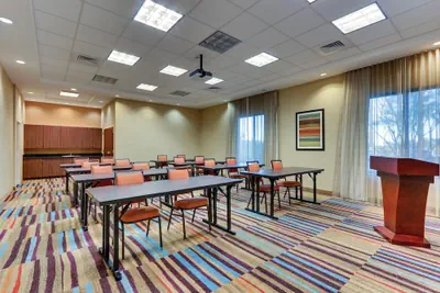 Photo 4 - Fairfield Inn & Suites Dunn I-95