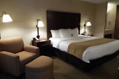 Photo 5 - Comfort Inn Warrensburg Station