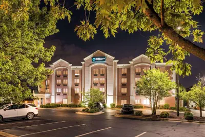 Photo 3 - Clarion Pointe Greensboro Airport