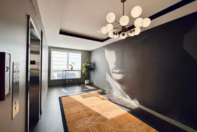 Photo 3 - Chez Hotel Arlington Heights