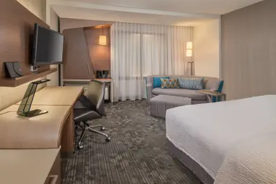 Photo 5 - Courtyard Suwanee by Marriott