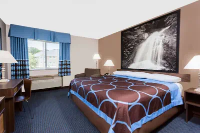 Photo 3 - Super 8 by Wyndham El Dorado